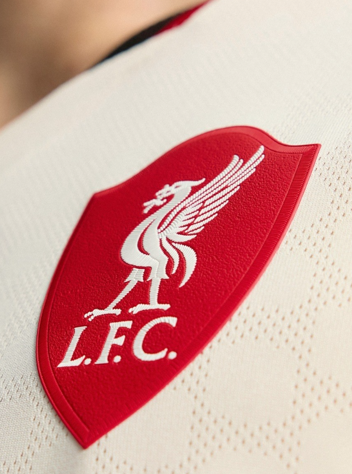 Liveropoll Fc 2 Kit 25/26